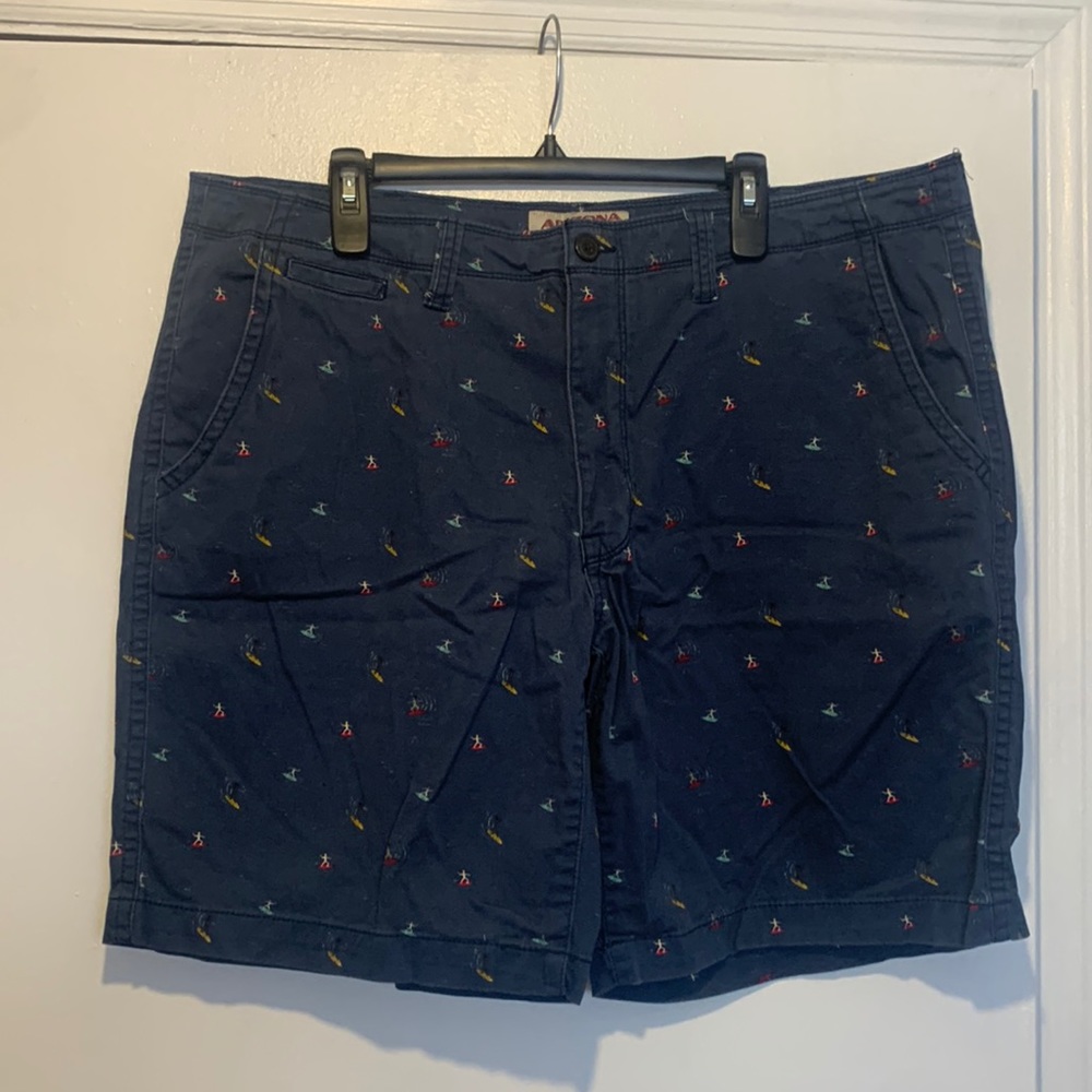 💖5/$20💖 Arizona jeans co shorts. Size 42.